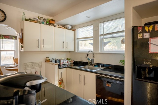 5860 Live Oak Drive, Kelseyville