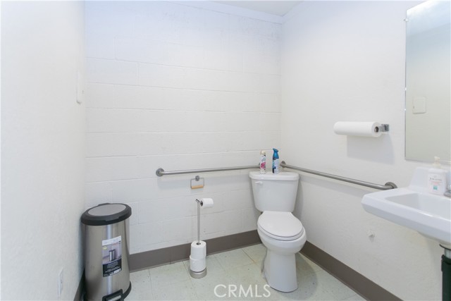 14280 Lakeshore Drive, Clearlake