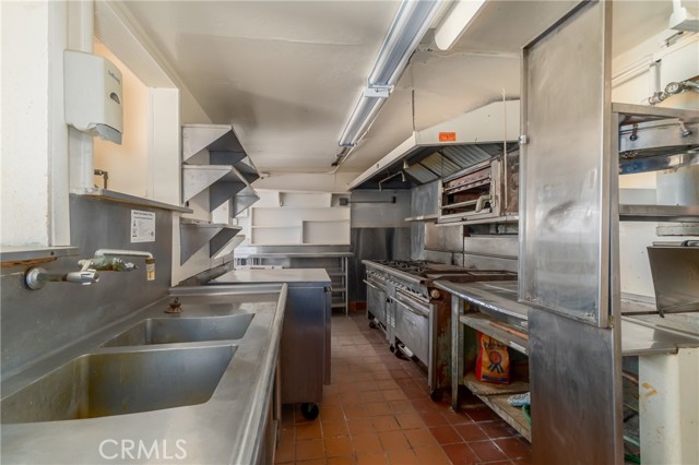 2509 Lakeshore Boulevard, Lakeport