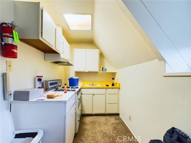 4456 Manzanita Avenue, Clearlake