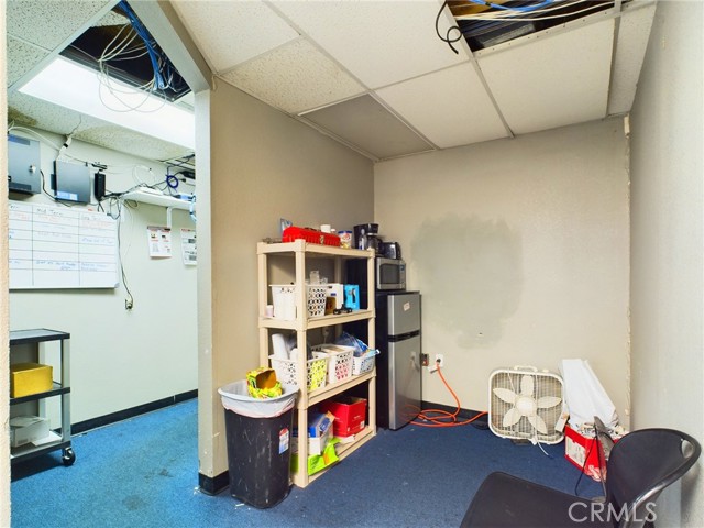 4456 Manzanita Avenue, Clearlake
