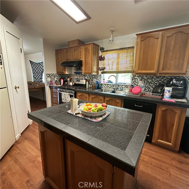1335 Mountview Road, Lakeport