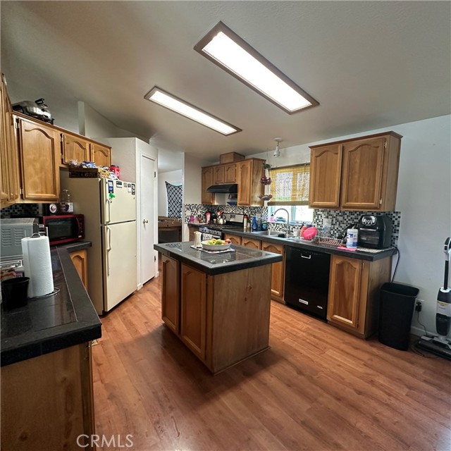 1335 Mountview Road, Lakeport