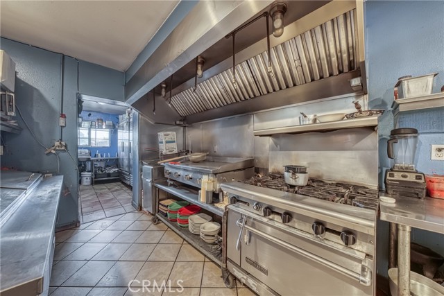 14094 Lakeshore Drive, Clearlake