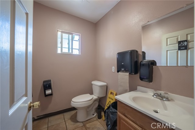 14094 Lakeshore Drive, Clearlake