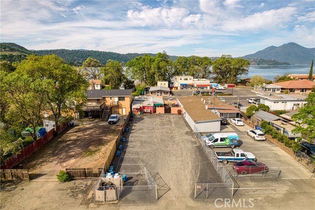 14094 Lakeshore Drive, Clearlake