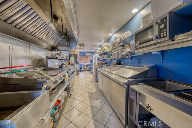 14094 Lakeshore Drive, Clearlake