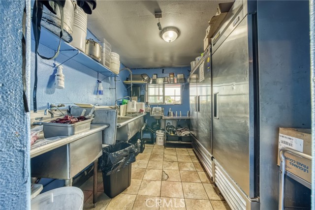 14094 Lakeshore Drive, Clearlake