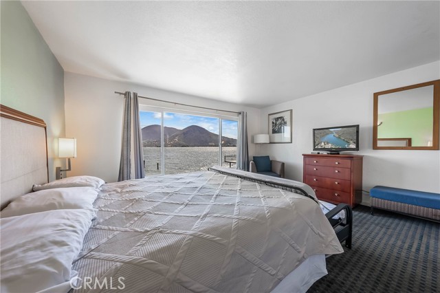 10215 E Highway 20, Clearlake Oaks