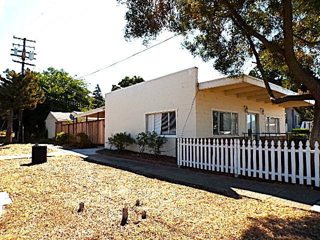 6292 East Highway 20, Lucerne