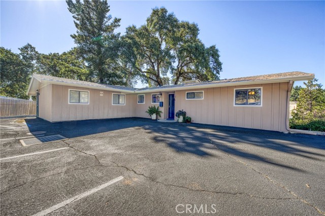 1002 11th Street, Lakeport