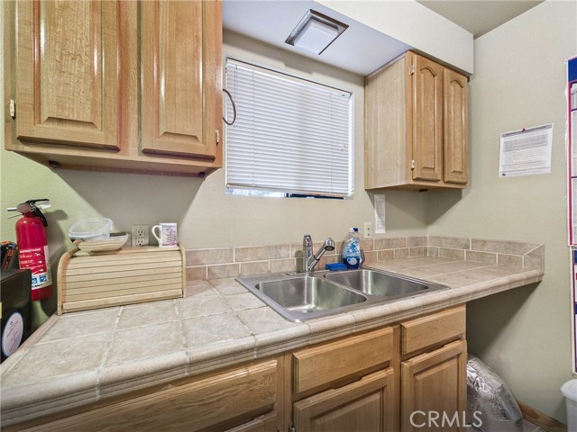 1002 11th Street, Lakeport