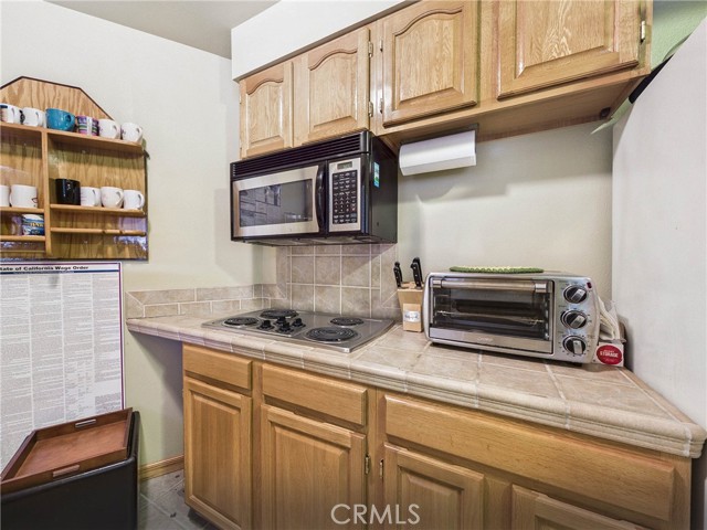 1002 11th Street, Lakeport