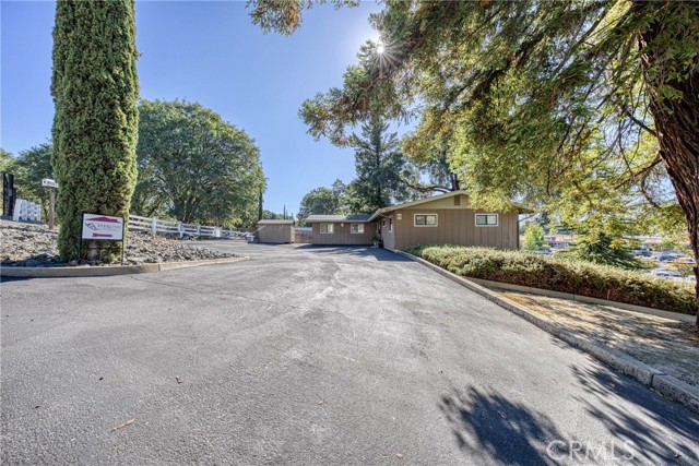 1002 11th Street, Lakeport