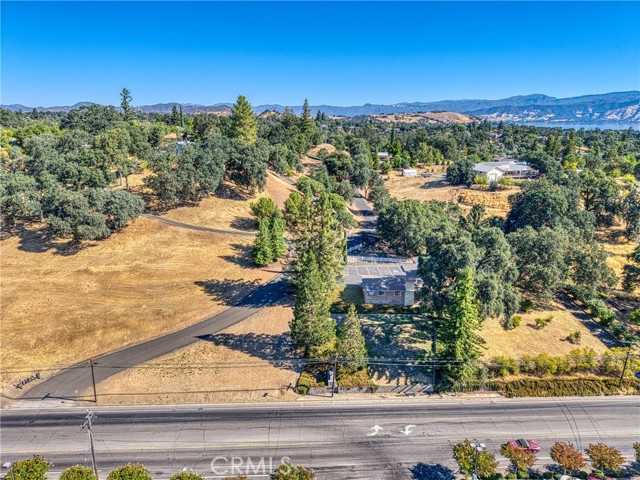 1002 11th Street, Lakeport