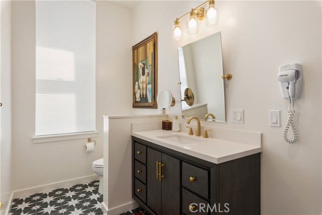 302 N Main Street, Lakeport