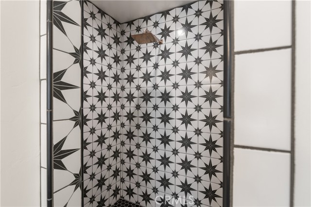 302 N Main Street, Lakeport