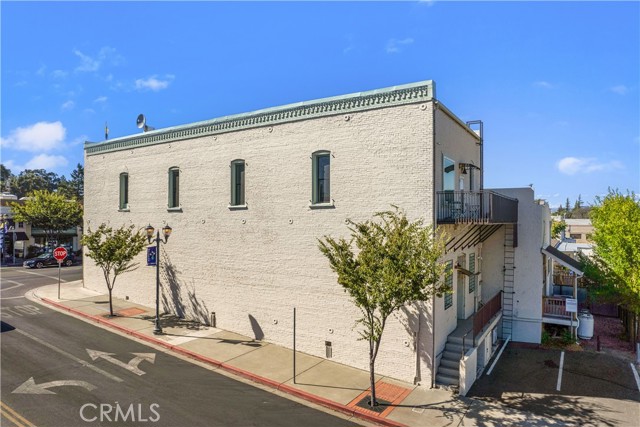 302 N Main Street, Lakeport