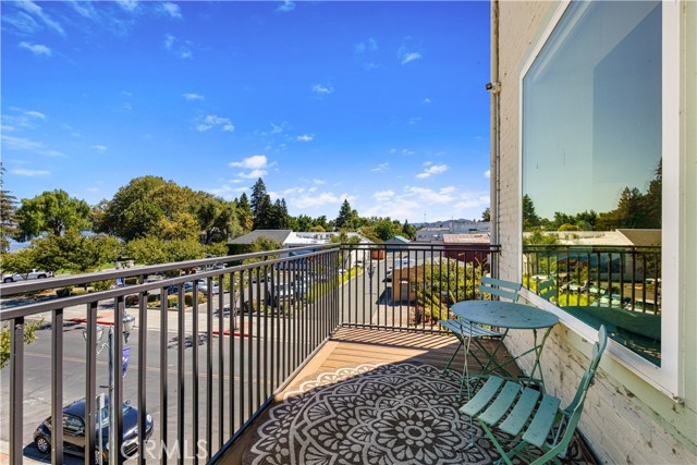 302 N Main Street, Lakeport