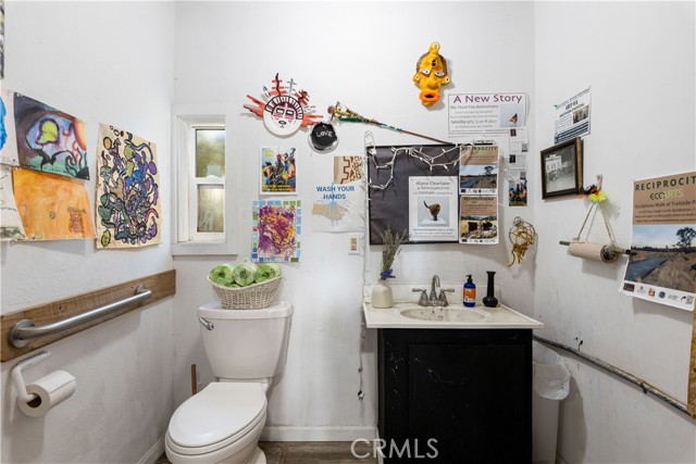 21456 State Hwy 175, Middletown