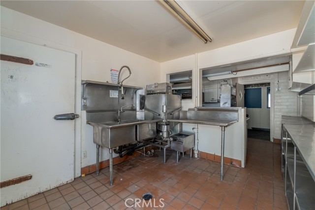 2509 Lakeshore Boulevard, Lakeport