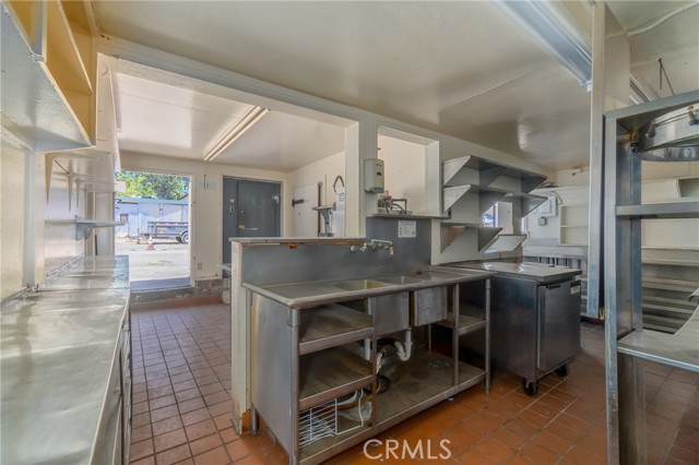 2509 Lakeshore Boulevard, Lakeport