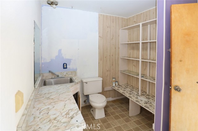 14875 Olympic Drive, Clearlake