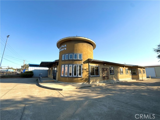 2480 S Main Street, Lakeport