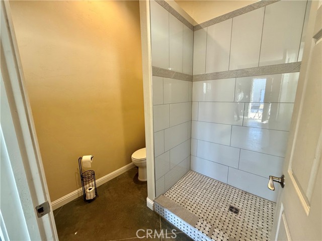 2480 S Main Street, Lakeport