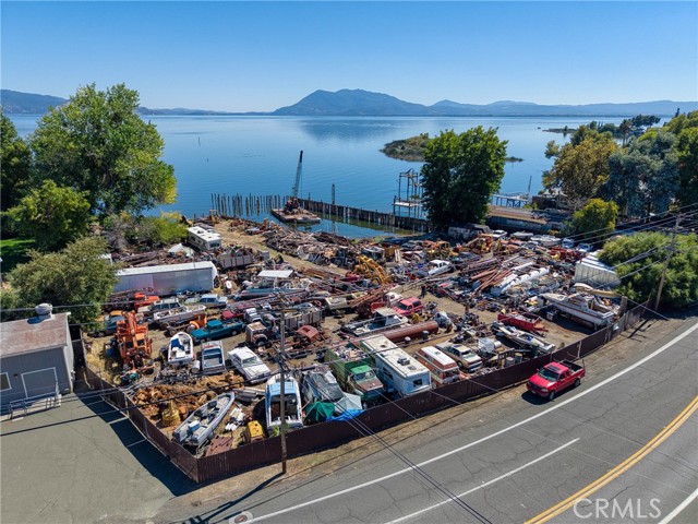 4270 Lakeshore Boulevard, Lakeport