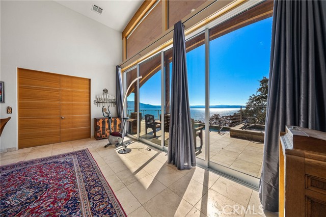 5700 Roland Road, Lucerne