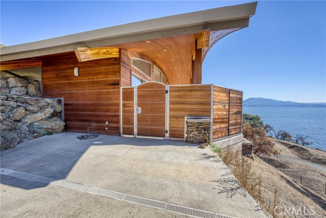 5700 Roland Road, Lucerne