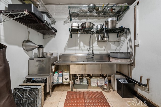 9703 State Highway 281, Kelseyville