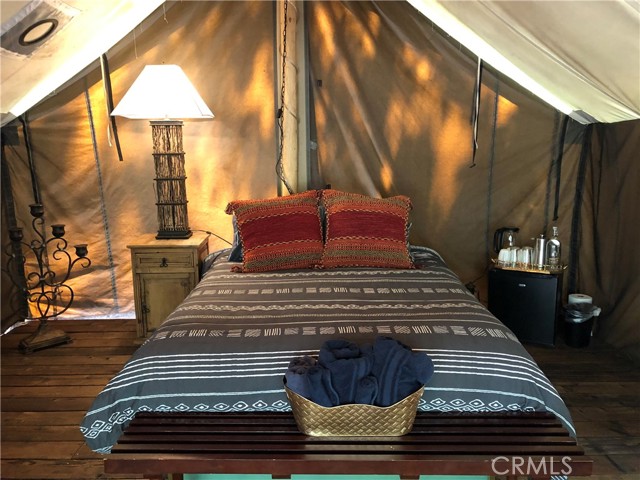 15960 Bottle Rock, Cobb