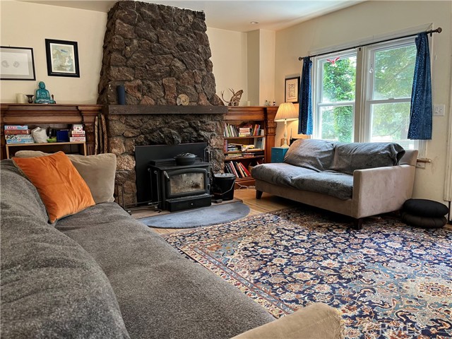 15960 Bottle Rock, Cobb