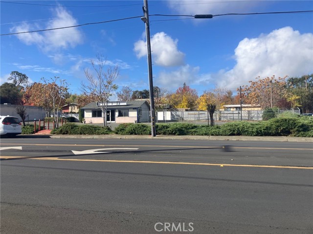 401 S Main, Lakeport