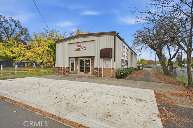 3511 Redwood Street, Clearlake