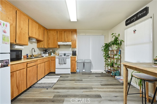 3511 Redwood Street, Clearlake