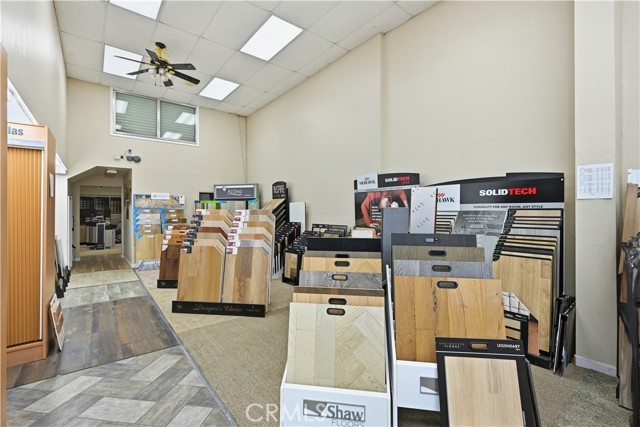 3511 Redwood Street, Clearlake