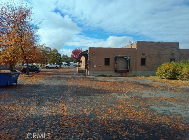 2150 S Main, Lakeport