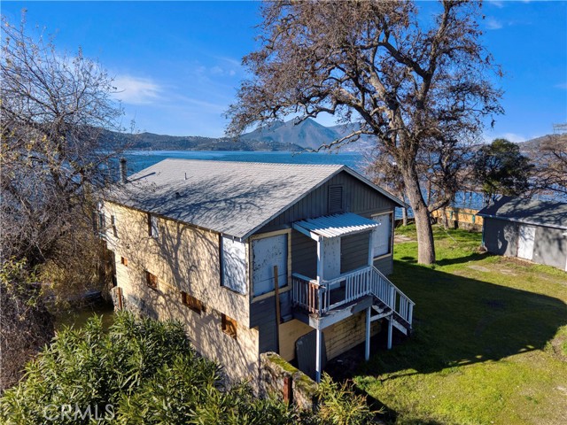 14151 Lakeshore, Clearlake