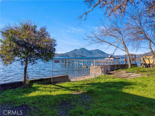 14151 Lakeshore, Clearlake