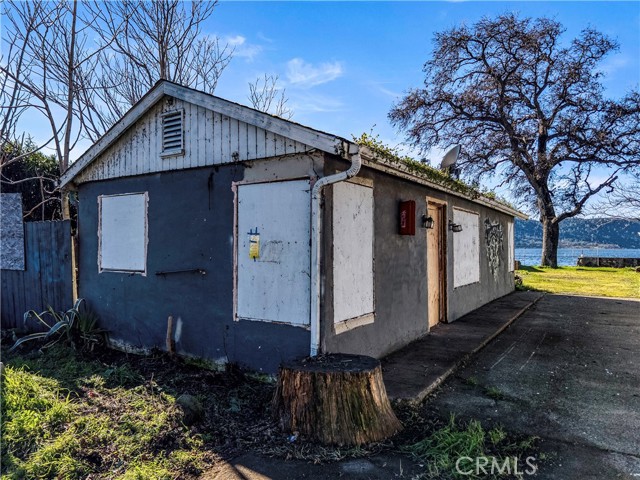 14151 Lakeshore, Clearlake