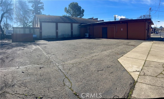 1176 N Main, Lakeport