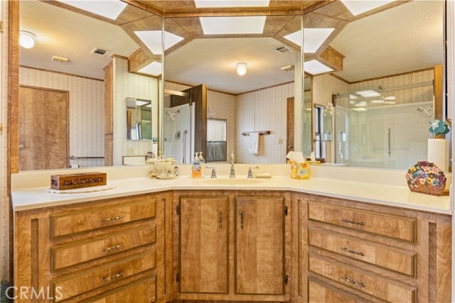 2776 Lakeshore, Lakeport