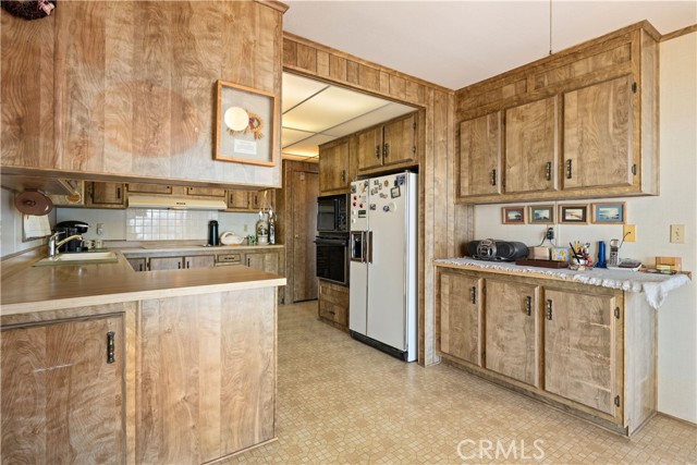 2776 Lakeshore, Lakeport