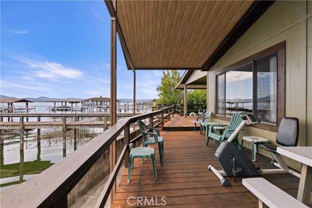 2776 Lakeshore, Lakeport