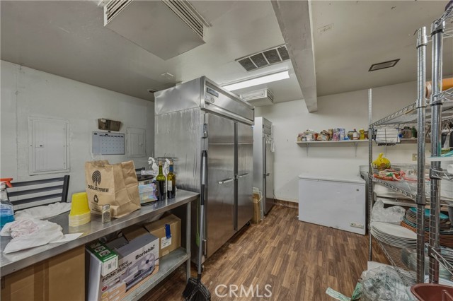 370 S Main, Lakeport