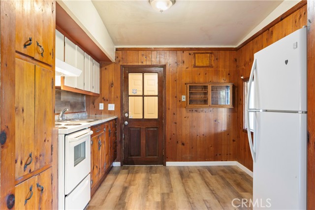 2600 Lakeshore, Upper Lake