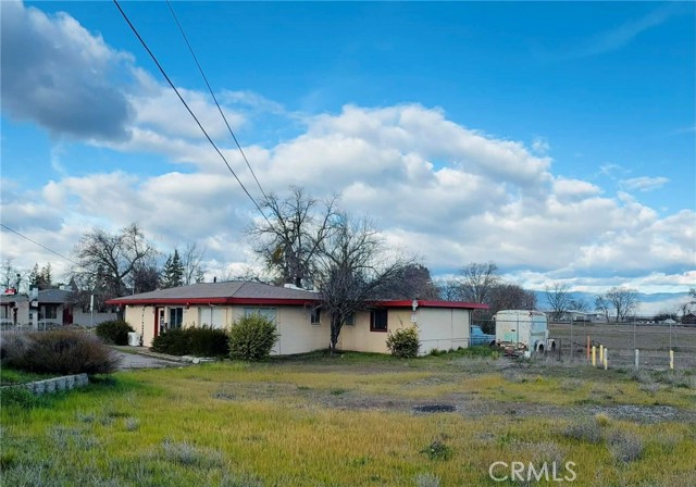2190 S Main, Lakeport